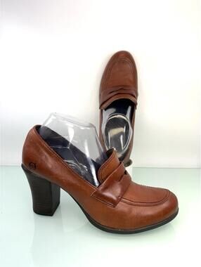Born Leather Heeled Penny Loafers Women’s 9.5 Brown Block Heel Comfort Slip On